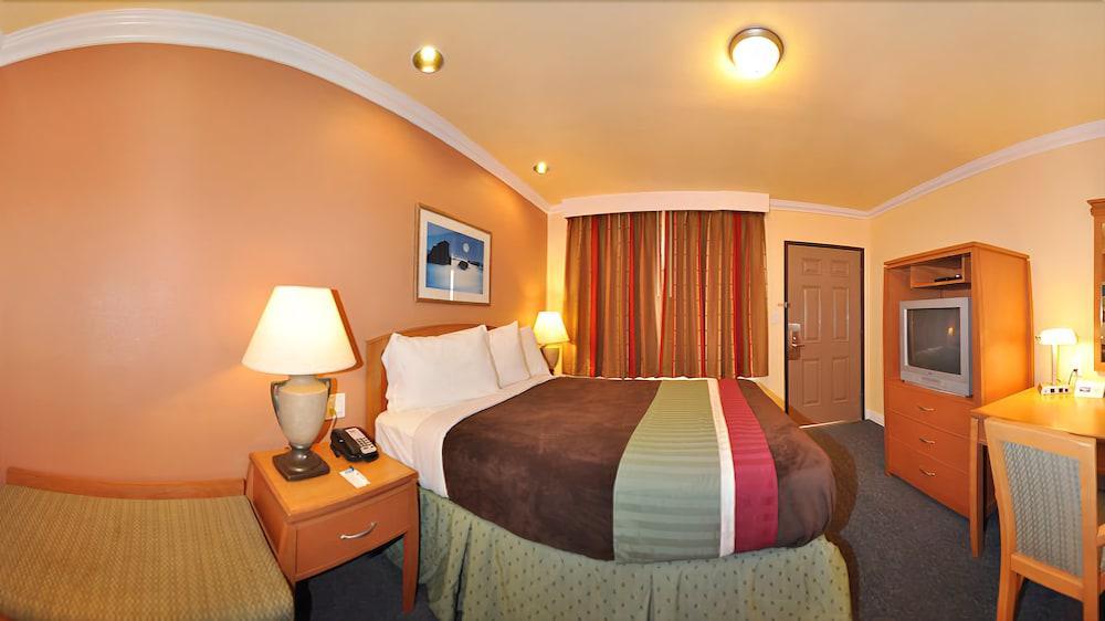Rodeway Inn & Suites Near The Coliseum & Arena Oakland Exterior photo